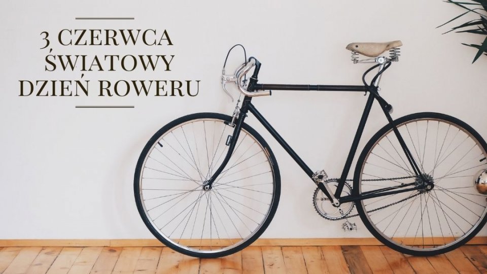 Czarny rower przypomina o 3 czerwca